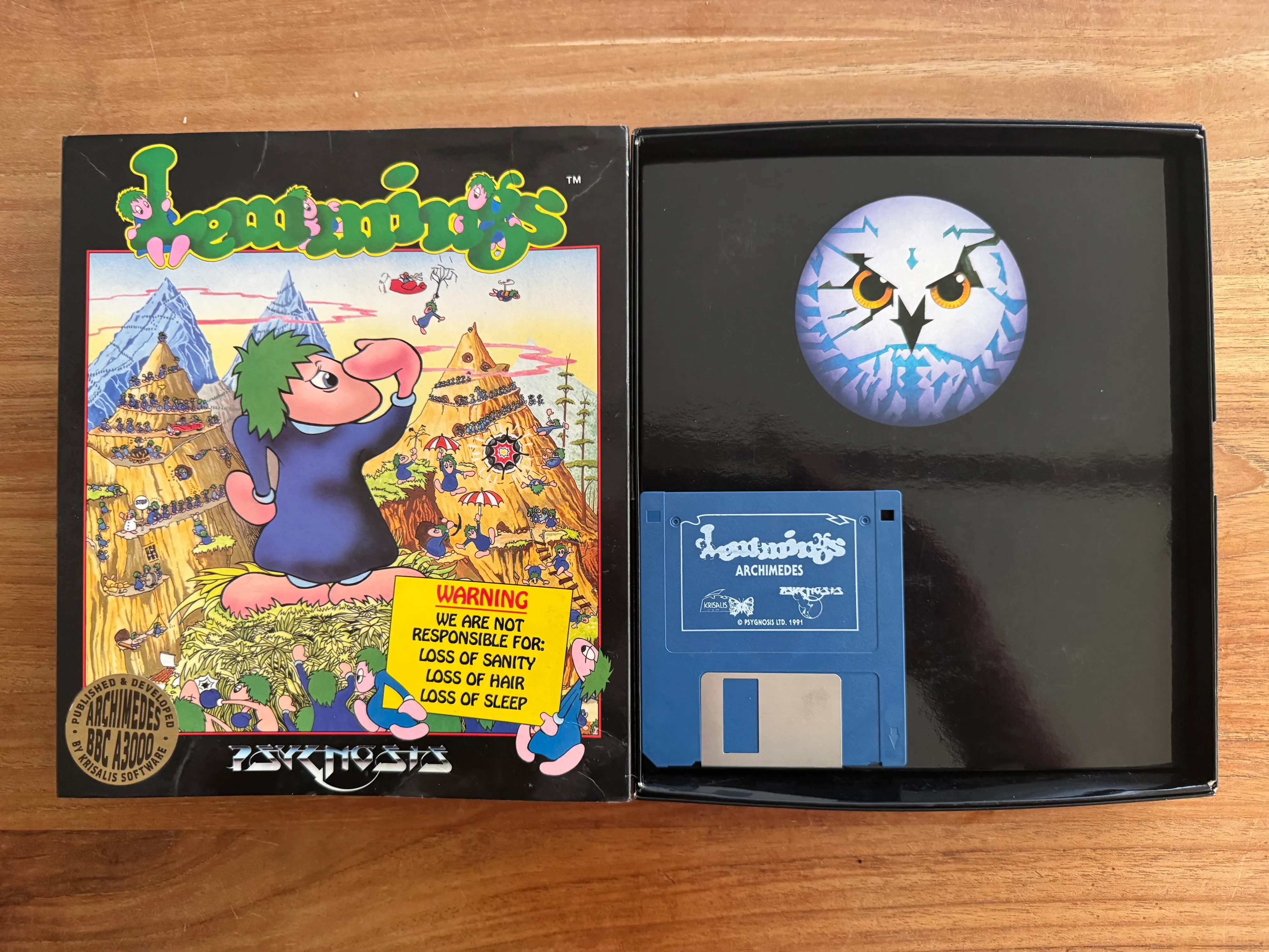 Finally have an official copy of Lenmings. In the Acorn Archimedes version.

#retro #lemmings #acorn #acornarchimedes #riscos