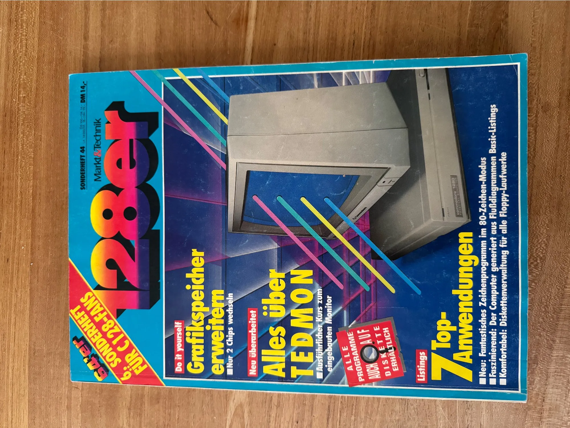 One copy extra for my recollection of the 128er Sonderhefte.

#RetroComputing #Commodore #Commodore128 #128er #64er #8bit