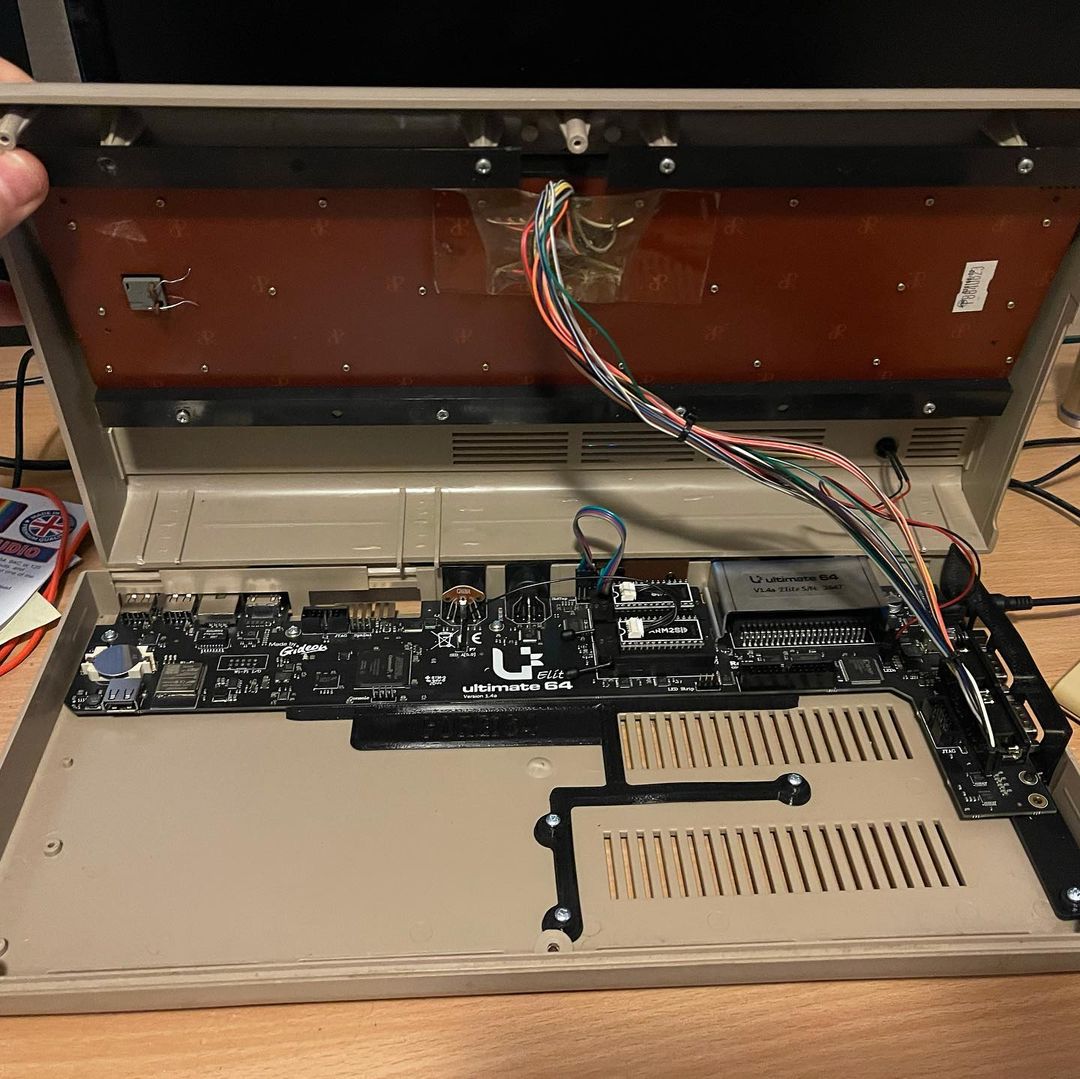 My Ultimate 64 Elite has arrived! #retro #8bit #c64 #ultimate64elite #commodore