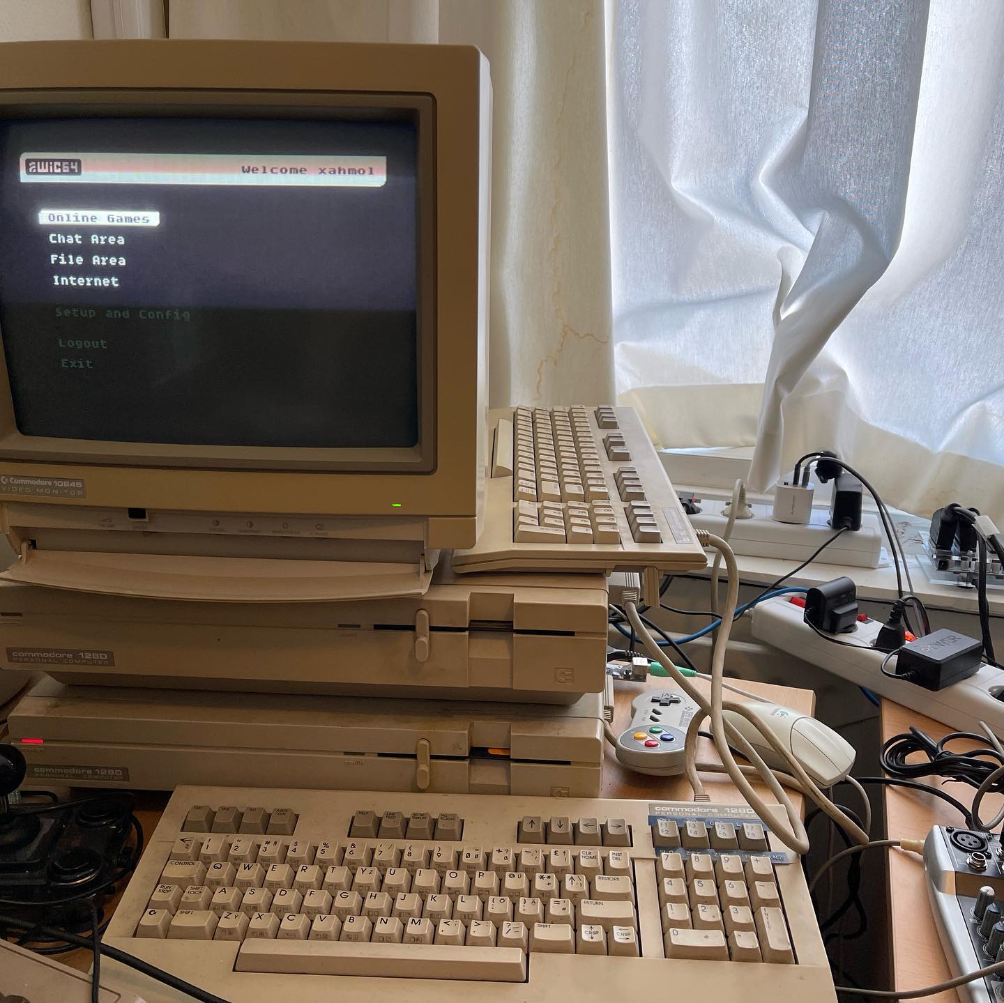 Internet on the C64 / C128! Received my #Wic64

#retro #8bit #commodore #c64 #c128 #wic64