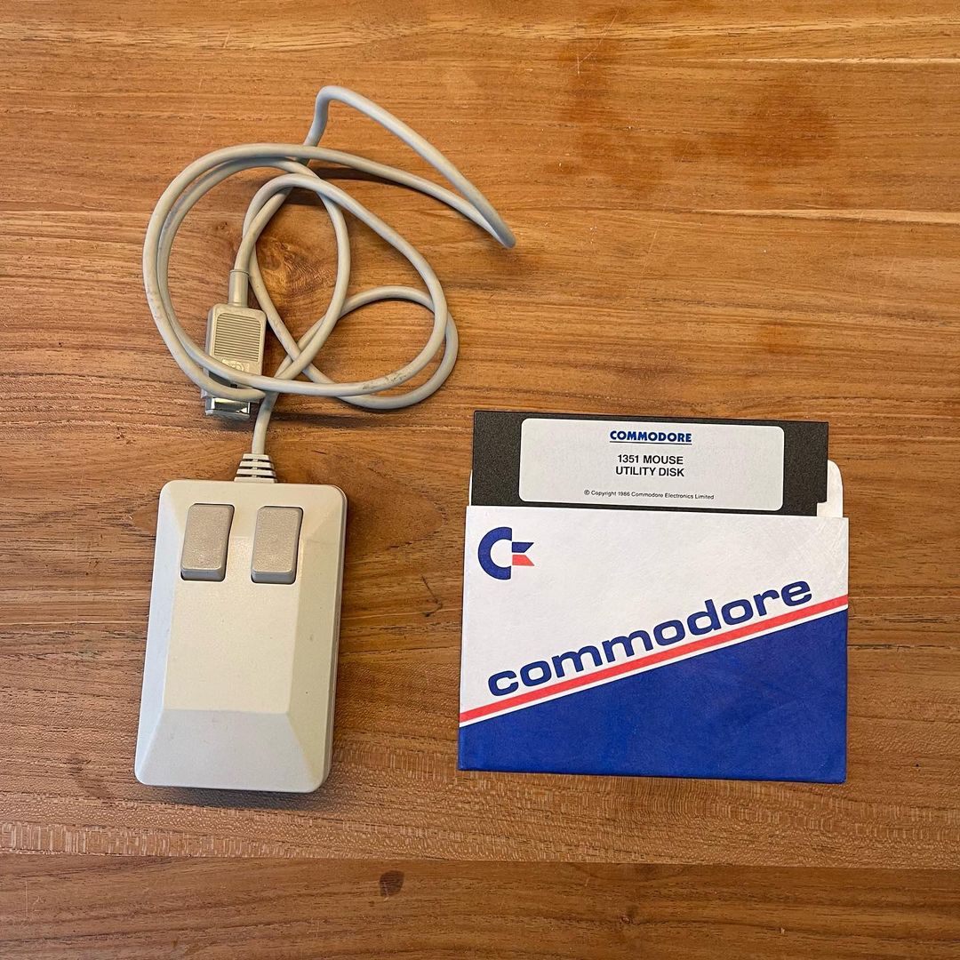 Finally a 1351 mouse that actually works!
#retro #8bit #commodore #commodore1351
