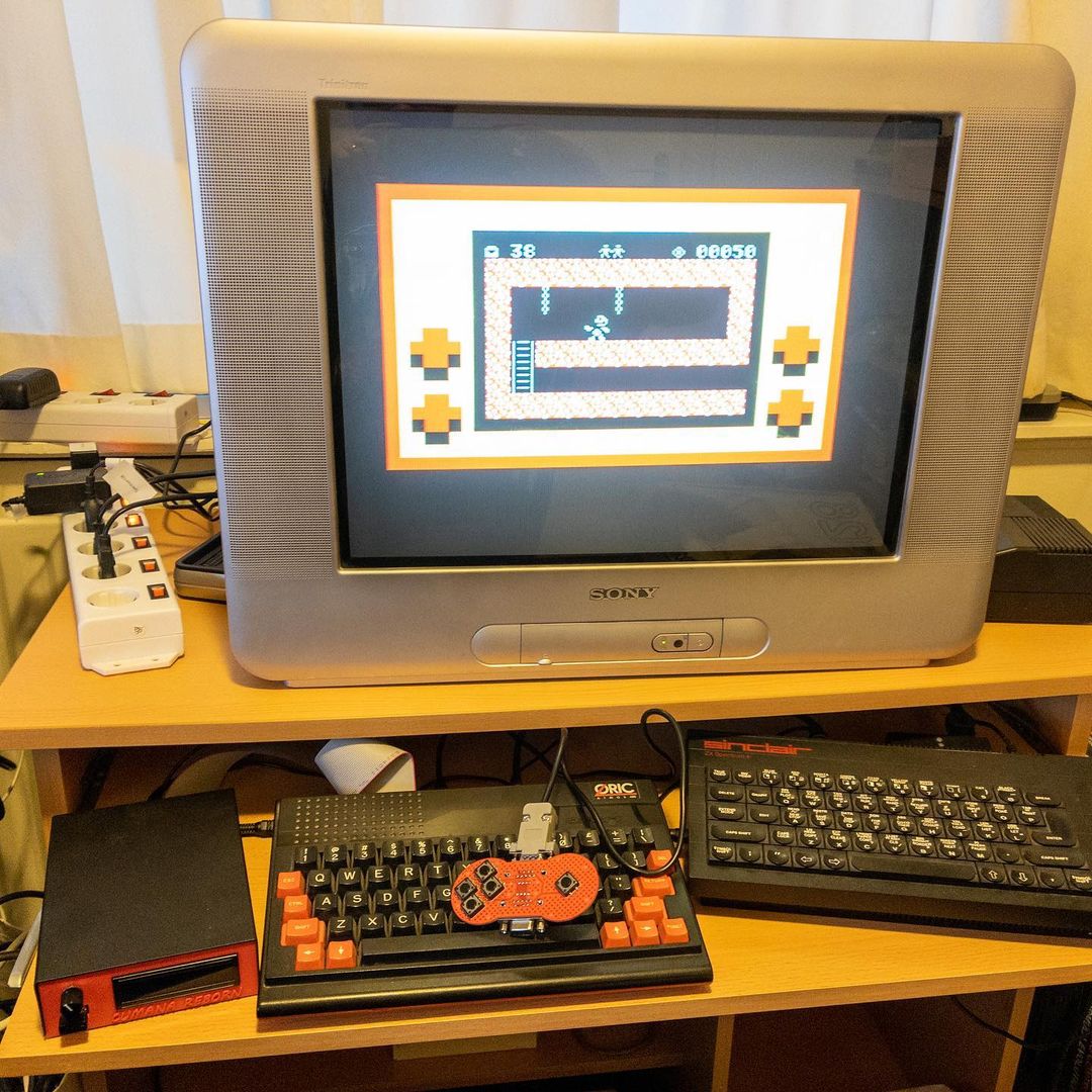 Received the new IJK joystick interface and game pad for the Oric Atmos. Works nice and elegant!  @8bclub #retro #8bit #oric #oricatmos https://iss.sandacite.com/iss/ijk/
