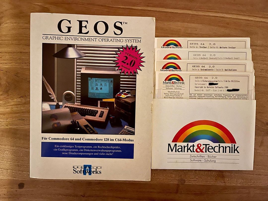 GEOS 2.0 German version manual and disk, C64 version. Still looking for GEOS128 2.0 for an acceptable price.
#retro #8bit #commodore #commodore64 #geos