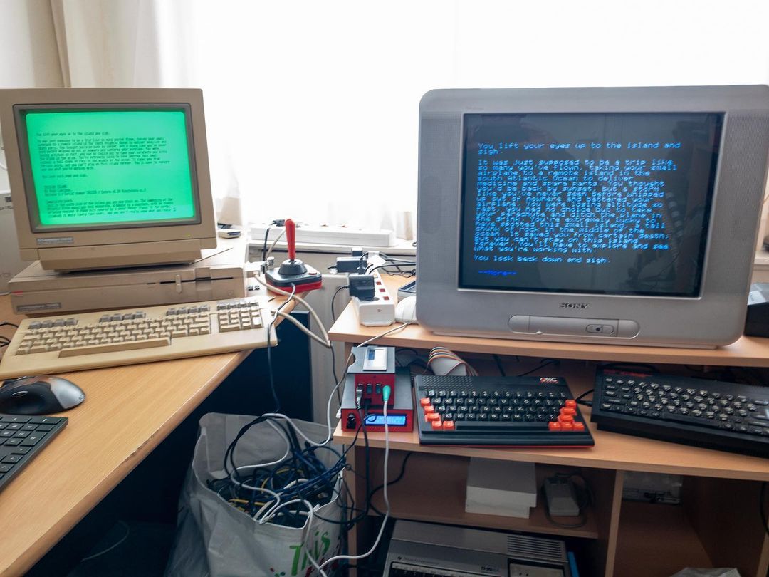 Final version of Tristam Island 🏝 Now supporting 80 column mode on C128D and a one disk Oric Atmos version. Here both shown running at the same time. #retro #8bit #commodore #c128d #oric #oricatmos #tristamisland

http://hlabrande.itch.io/tristam-island